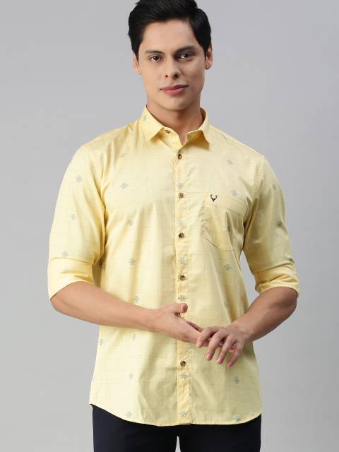 

Allen Solly Men Yellow Sport Fit Printed Casual Shirt