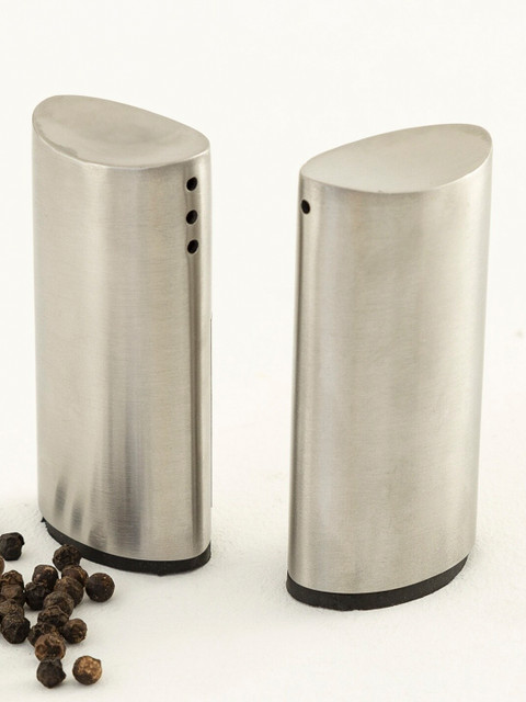 

Home Centre Set of Silver-Toned Salt & Pepper Shaker