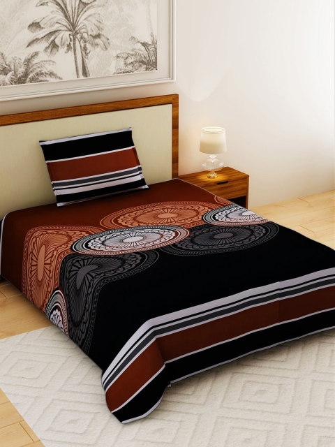 

Salona Bichona Black & Brown Ethnic Motifs 120 TC Cotton 1 Single Bedsheet with 1 Pillow Covers