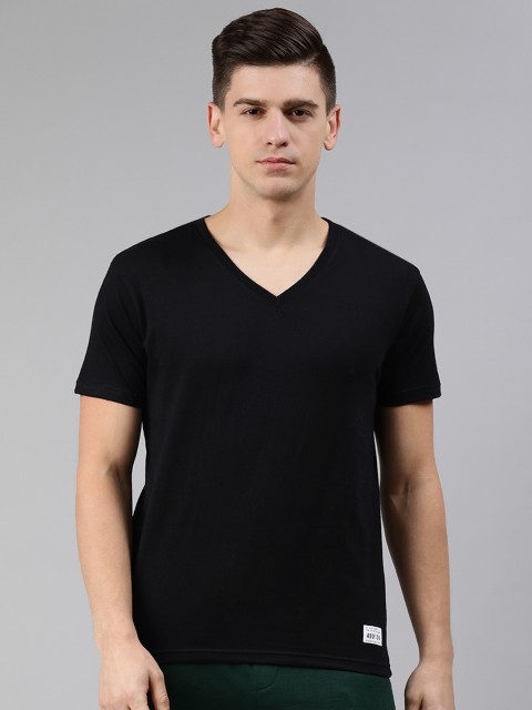 

abof Men Black Solid V-Neck Pure Cotton T-shirt