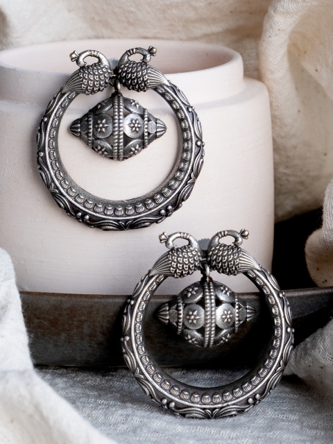 

Infuzze Silver Peacock Shaped Studs Earrings