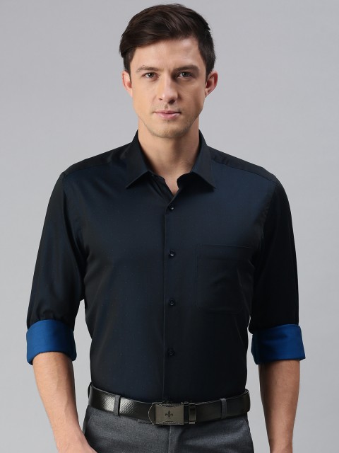 

Raymond Men Navy Blue Contemporary Fit Printed Formal Pure Cotton Shirt