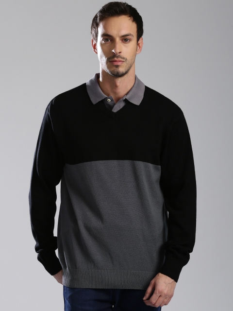 

HRX by Hrithik Roshan Men Black & Grey Colourblocked Sweater