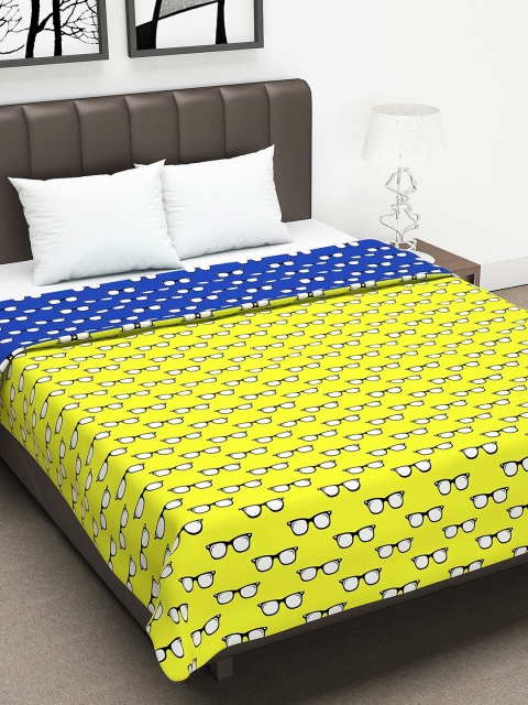 

Divine Casa Blue & Yellow Geometric AC Room 110 GSM Double Bed Dohar