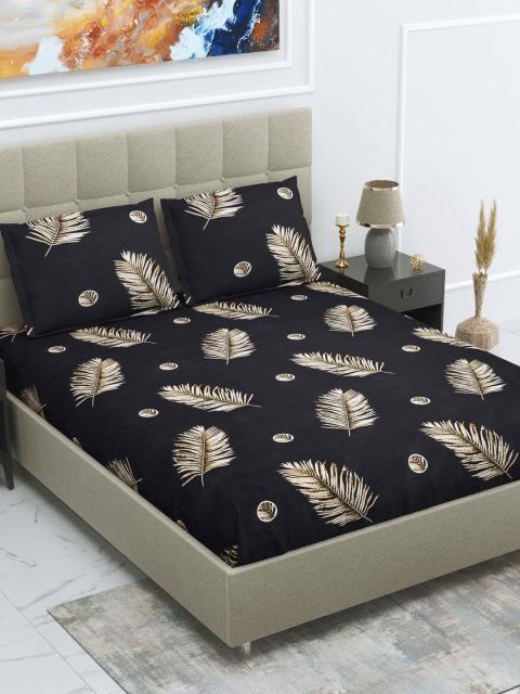 

DREAM WEAVERZ Black Floral 250 TC King Bedsheet with 2 Pillow Covers