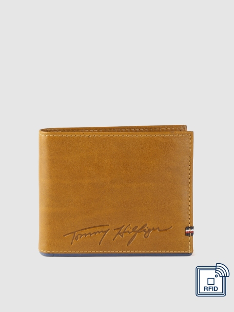 

Tommy Hilfiger Men Tan Brown Brand Logo Detail Leather Two Fold Wallet with RFID