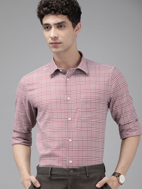 

Blackberrys Men Maroon Slim Fit Tartan Checked Smart Casual Shirt
