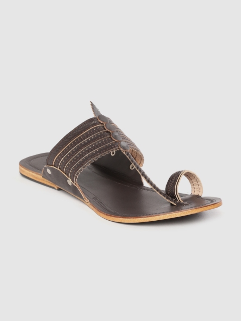 

House of Pataudi Men Coffee Brown Handcrafted Leather Perforated Kolhapuri Sandals