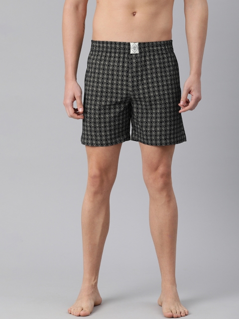 

abof Men Black & White Pure Cotton Printed Boxers BOS21AMCWBS1846033