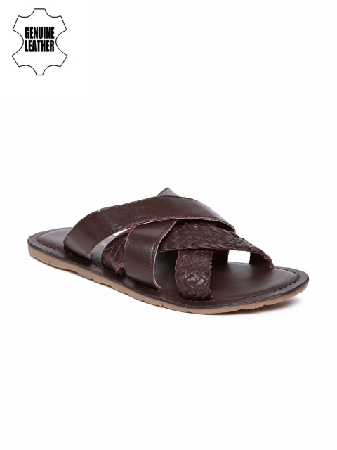 

INVICTUS Men Brown Leather Sandals with Basketweave Detail