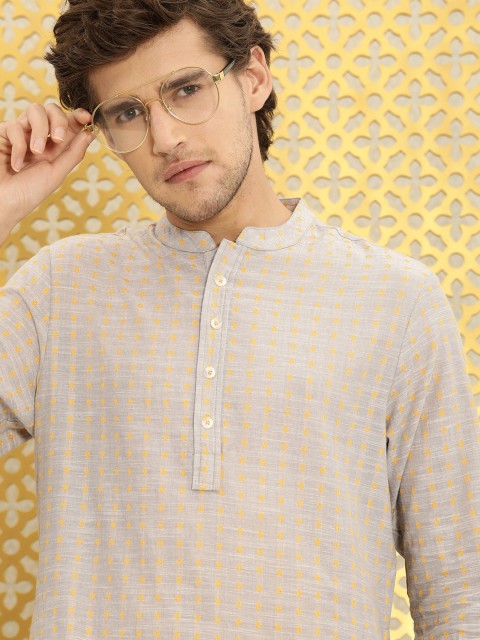 

Ode by House of Pataudi Men Beige Geometric Printed Pure Cotton Kurta