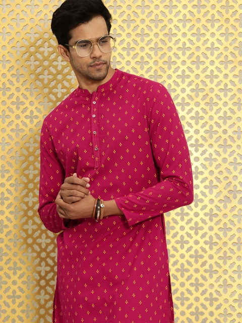 

Ode by House of Pataudi Men Pink & Yellow Ethnic Motifs Printed Rozana Kurta