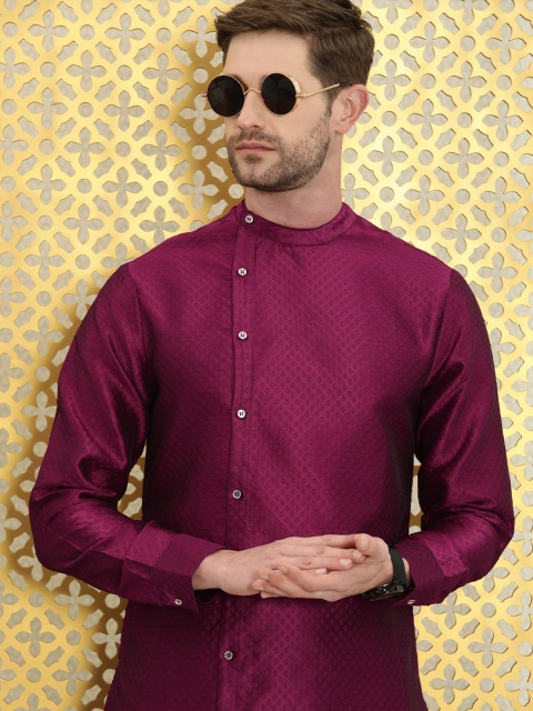 

Ode by House of Pataudi Men Magenta Pink Woven Design Angrakha Rozana Kurta