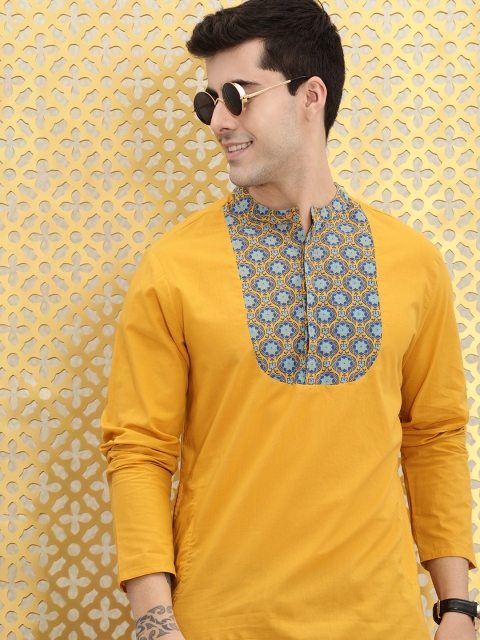

Ode by House of Pataudi Men Mustard Yellow & Blue Ethnic Motifs Printed Kurta