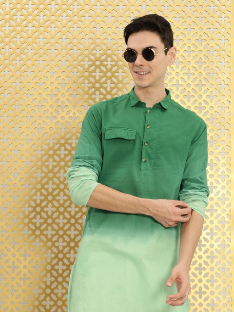 

Ode by House of Pataudi Men Solid Pure Cotton Green Kurta