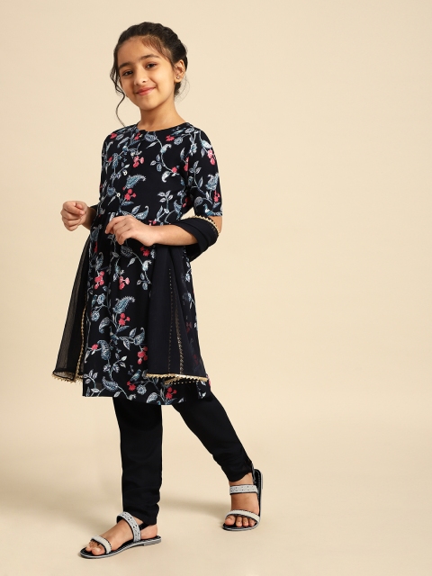 

House of Pataudi Girls Navy Blue Floral Printed Kurta with Trousers