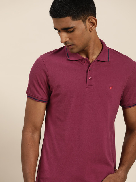 

INVICTUS Men Burgundy Solid Polo Collar T-shirt