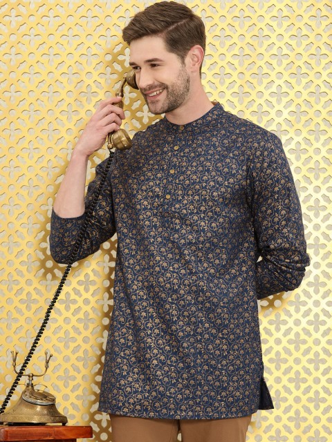 

Ode by House of Pataudi Men Navy Blue & Gold-Toned Floral Printed Floral Jashn Kurta