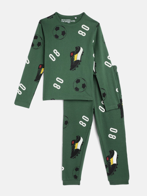 

HERE&NOW Boys Green Typography Printed Pure Cotton Night Suit