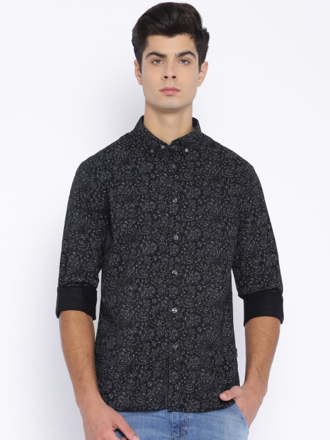 

Flying Machine Men Black Printed Slim Fit Casual Shirt