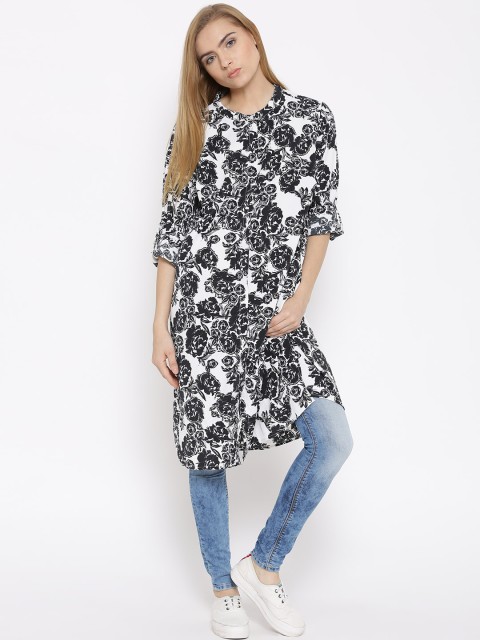 

ALTOMODA by Pantaloons Plus Size White Black Floral Printed Tunic