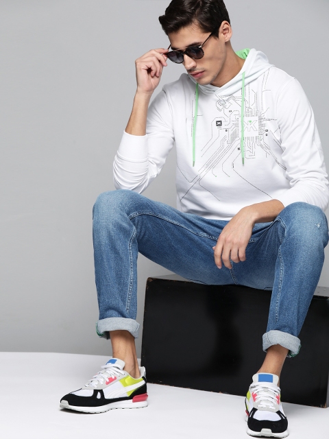 

Kook N Keech Men White Printed Hooded Sweatshirt