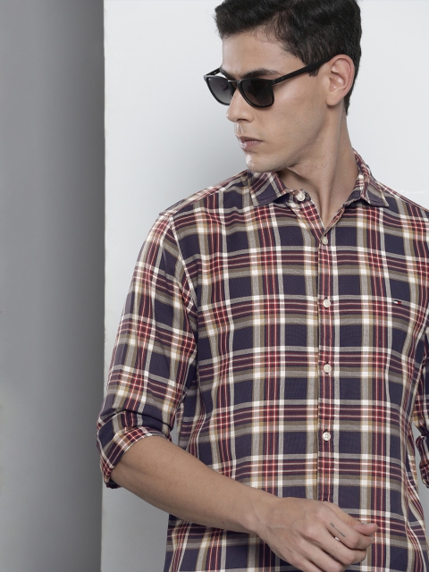 

Tommy Hilfiger Men White Tartan Checked Casual Shirt