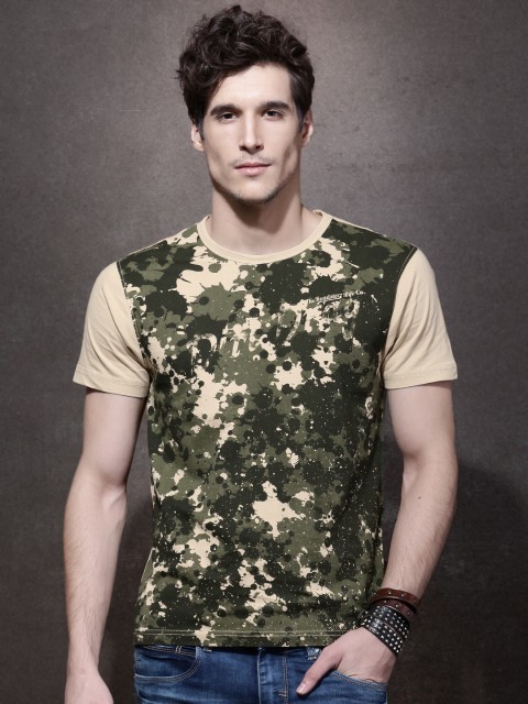 

Roadster Men Beige Printed Round Neck T-Shirt