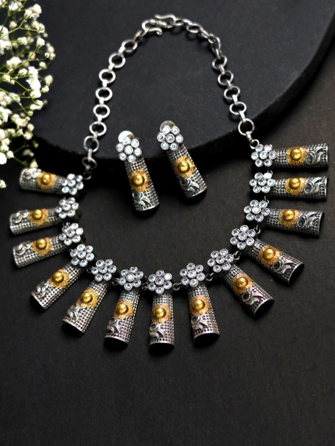 

FIROZA Silver-Toned & Gold-Toned Oxidised AD Studded Jewellery Set