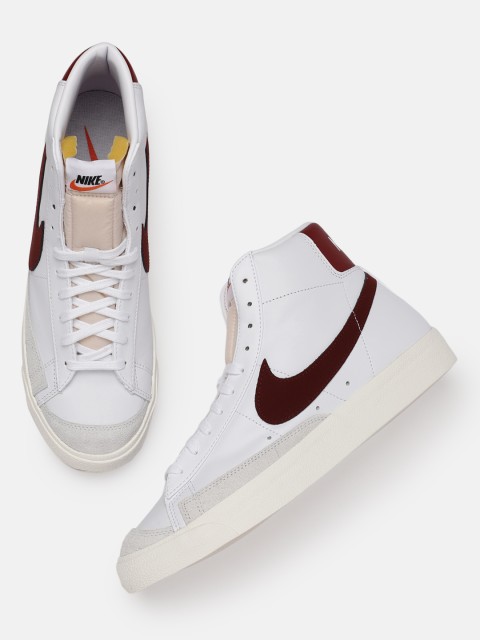 

Nike Men White Blazer '77 Vintage Mid-Top Sneakers