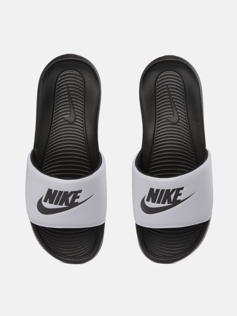 

Nike Men Grey & Black Printed VICTORI ONE Sliders