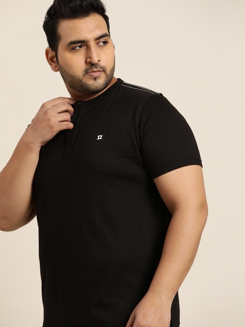 

Sztori Men Plus Size Black Solid Henley Neck T-shirt