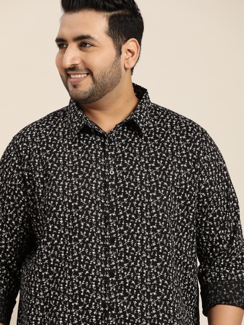 

Sztori Men Plus Size Black & White Floral Printed Casual Shirt