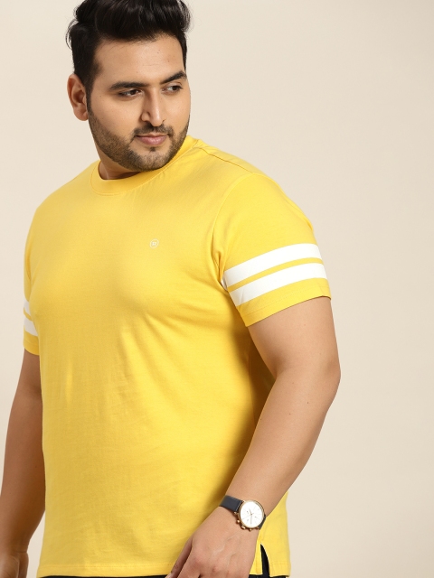 

Sztori Men Yellow Plus Size Pure Cotton T-shirt