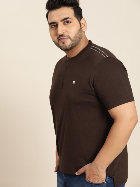 

Sztori Men Plus Size Coffee Brown Solid Henley Neck T-shirt