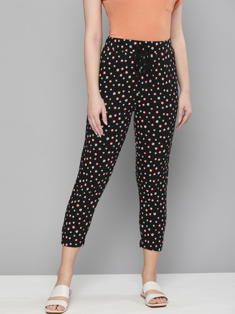 

HERE&NOW Women Black Printed Pure Cotton Cropped Lounge Pants