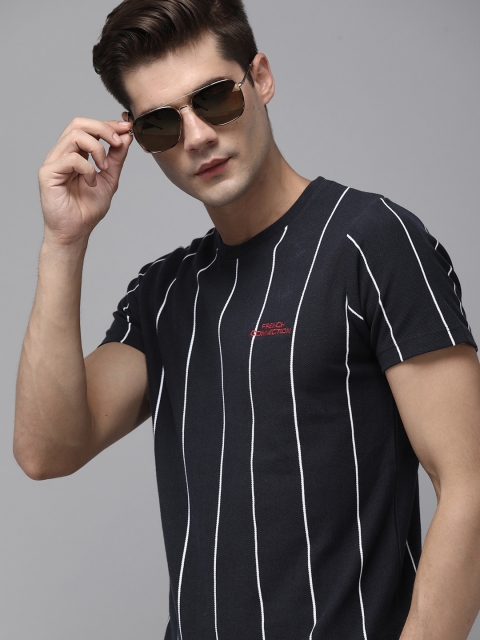

French Connection Men Blue & White Striped Slim Fit T-shirt