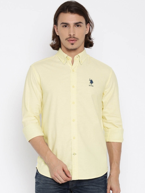 

U.S. Polo Assn. Men Yellow Tailored Fit Solid Casual Shirt