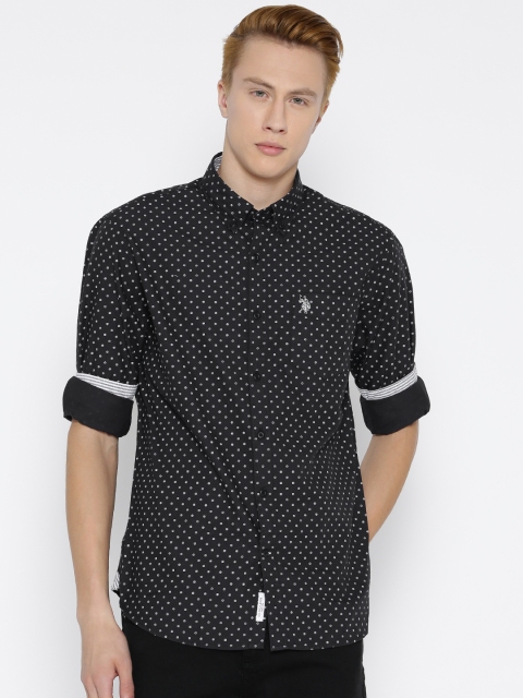 

U.S. Polo Assn. Men Black Tailored Fit Printed Casual Shirt