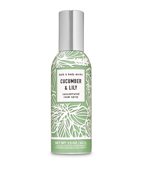

Bath & Body Works Cucumber & Lily Concentrated Room Spray 42.5 g, Green