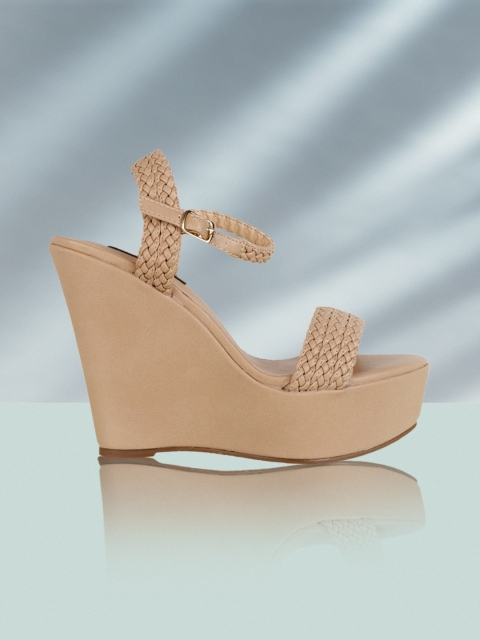 

Flat n Heels Khaki Wedge Sandals