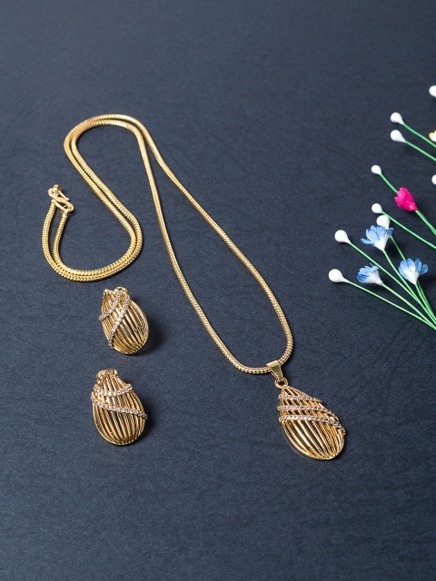 

Golden Peacock Gold-Toned Cubic Zirconia-Studded Jewellery Set