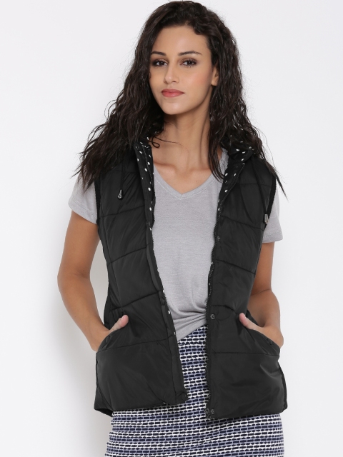 

Fort Collins Black Sleeveless Hooded Jacket