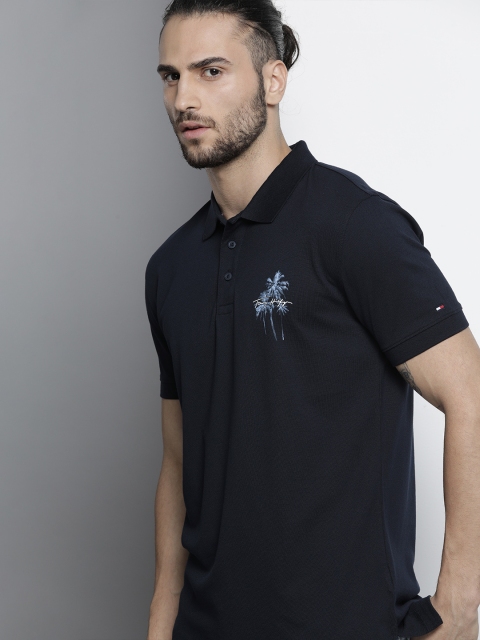 

Tommy Hilfiger Men Navy Blue Polo Collar T-shirt