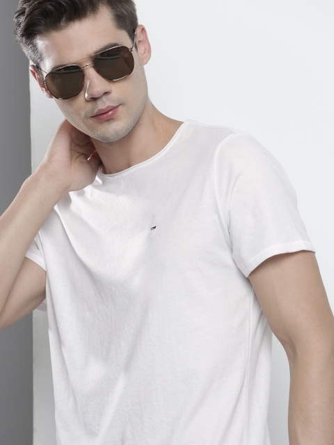 

Tommy Hilfiger Men White Slim Fit T-shirt
