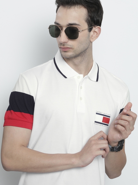 

Tommy Hilfiger Men White & Red Solid WCC Engineered Cotton T-shirt