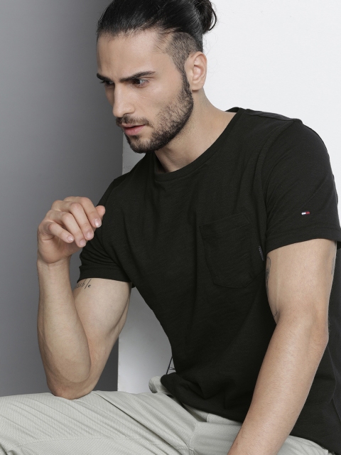 

Tommy Hilfiger Men Black Solid Round Neck Organic Cotton T-shirt
