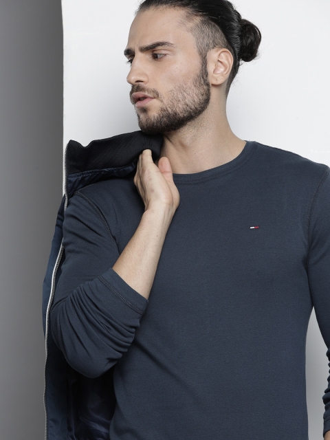 

Tommy Hilfiger Men Navy Blue Solid Pure Cotton T-shirt