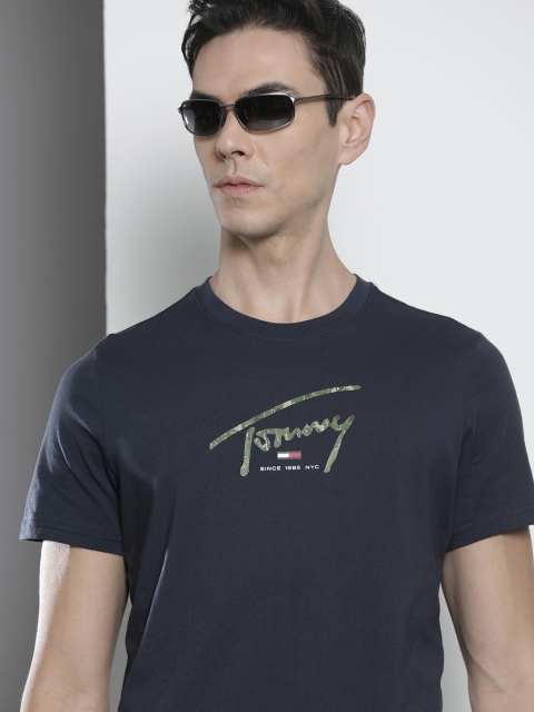 

Tommy Hilfiger Men Navy Blue Green Printed Slim Fit Organic Cotton T-shirt