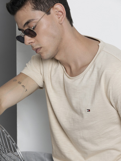 

Tommy Hilfiger Men Beige Pure Cotton T-shirt